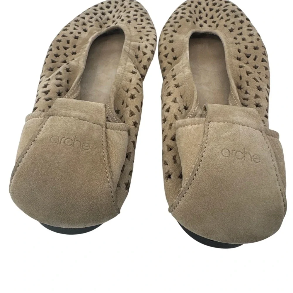 Arche Lilly Tan Perforated Nubuck Leather Ballet Flats Made in France Womens 41